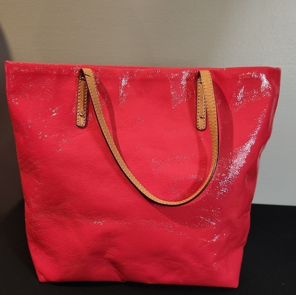 Kate Spade- Strawberry pink patent leather crinkle tote shoulder purse - Picture 8 of 10